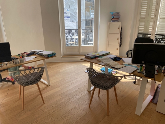 Bureau occupé 2.jpg
